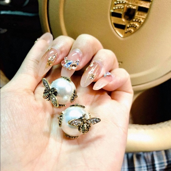 Earrings D.I.O.R - Picture 2 of 2